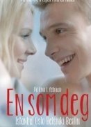 Must Have Been Love / En somdeg (2012)