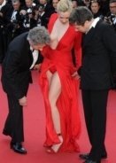 Η Εμανουέλ Σενιέ αρνείται την πρόσκληση της Ακαδημίας, μετά τη διαγραφή του Ρομάν Πολάνσκι