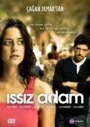 Issiz Adam (2008)
