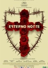 Esterno notte / Exterior, Night (2022)