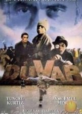 Duvar  / Ο τοίχος (1983)