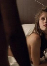 Young & Beautiful (Young & Beautiful) / Νέα και Όμορφη (2013)