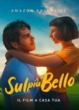 Πάνω στο Καλύτερο Ξανά / Still Out of My League / Ancora più bello (2021)