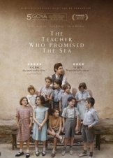 The Teacher Who Promised the Sea / El maestro que prometió el mar / Ο Δάσκαλος που Υποσχέθηκε τη Θάλασσα (2023)