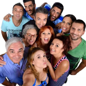 Την Τύχη Μου Μέσα (2014-2015)