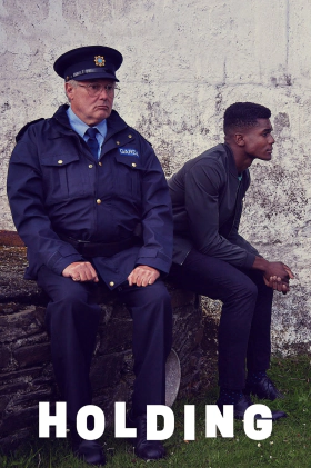 Holding (2022)